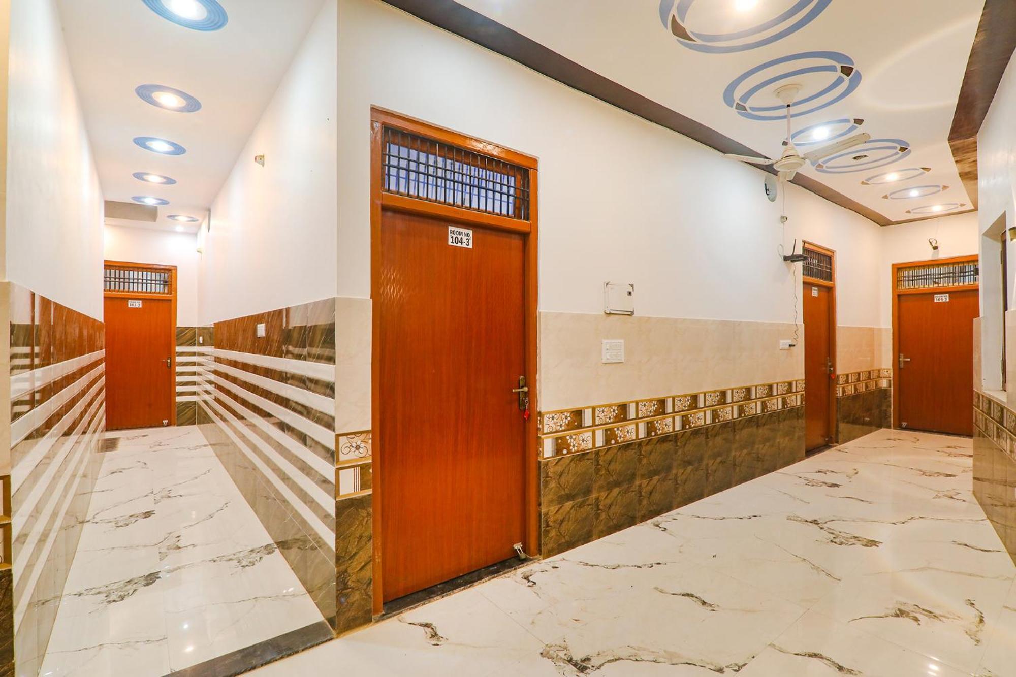 Fabexpress Shree Siya Raman - 500M From Shri Ram Janam Bhumi Otel Ayodhya Dış mekan fotoğraf